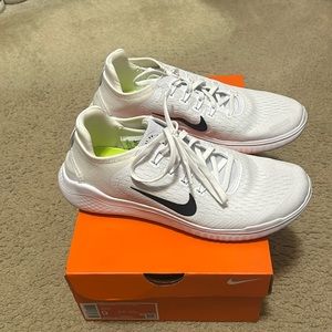 Women’s Nike FreeRun 2018 Running Shoes. White